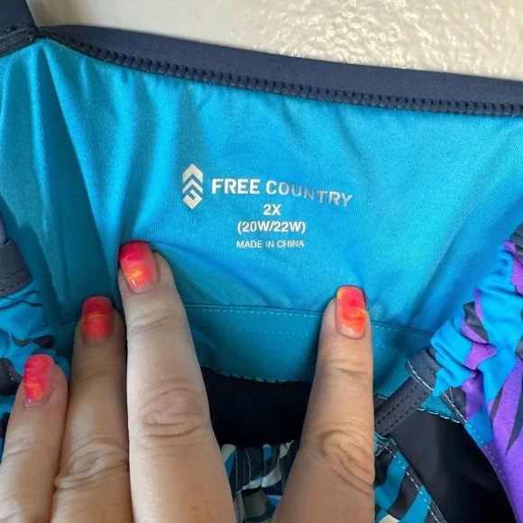 Free Country Tankini Swimsuit Top - Picture 3 of 7